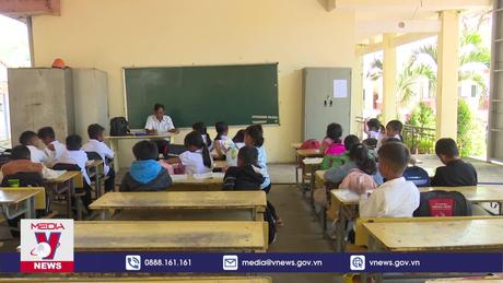 Gần 40.000 giáo viên nghỉ việc, bỏ việc