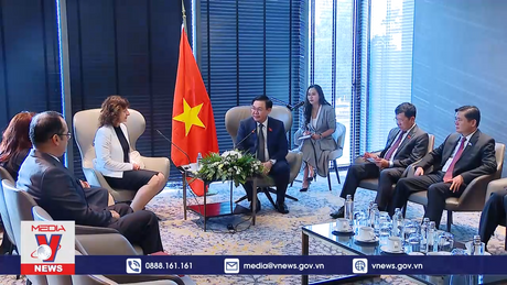 Chủ tịch Quốc hội tiếp lãnh đạo tập đoàn kinh tế của Bulgaria và Đan Mạch