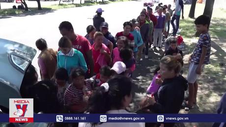 Mỹ chật vật ứng phó lượng người di cư tăng cao