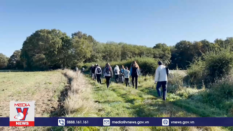 Đi bộ vì trẻ em Việt Nam tại Pháp