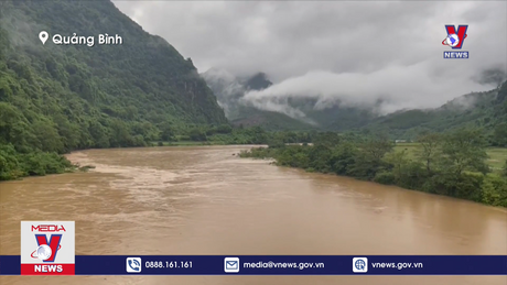 Mưa lớn gây sạt lở, ngập lụt chia cắt nhiều tuyến đường khu vực biên giới