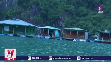 Khu bảo tồn lớp học làng chài trên vịnh Hạ Long bị chìm do xuống cấp