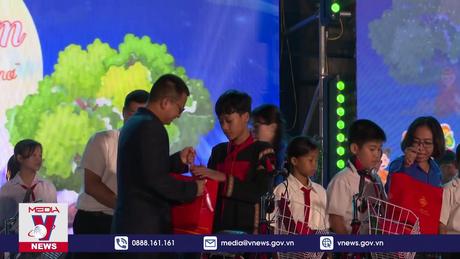 Chương trình “Đêm hội trăng rằm” tại Đắk Lắk