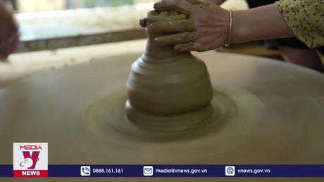 Sức sống của làng gốm Thanh Hà