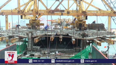 Sắp hoàn tất việc kết nối hai bờ cửa biển Sông Đốc