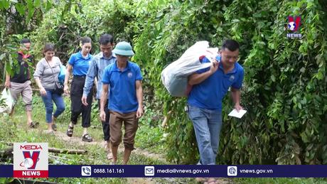 Nỗ lực hỗ trợ người dân ổn định cuộc sống sau lũ 