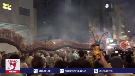 Hội múa rồng lửa ở HongKong, Trung Quốc trở lại