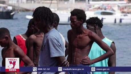 Tây Ban Nha giải cứu 139 người di cư trên biển