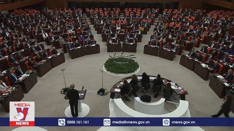 Tổng thống Thổ Nhĩ Kỳ cam kết xây dựng Hiến pháp mới