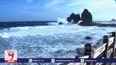 Trung Quốc ban bố cảnh báo vàng đối với bão Koinu