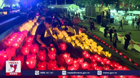 Lượng du khách trảy hội Côn Sơn - Kiếp Bạc cao kỷ lục