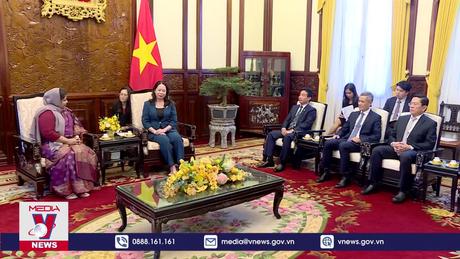 Phó Chủ tịch nước tiếp Đại sứ Bangladesh đến chào từ biệt