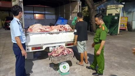 Phát hiện hơn 1,3 tấn thịt lợn không đảm bảo an toàn thực phẩm