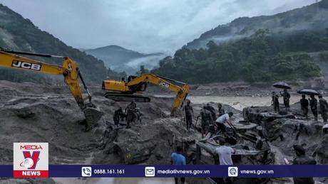 Ấn Độ khẩn trương ứng phó trận lũ quét