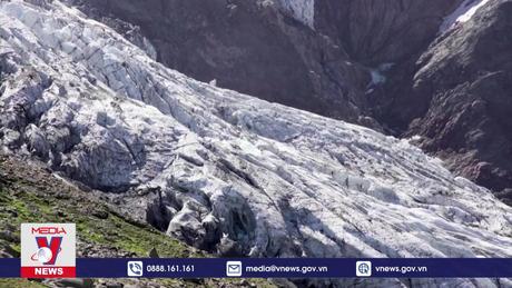 Ngọn núi cao nhất dãy Alps giảm độ cao