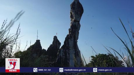 Thanh Hóa tìm giải pháp bảo tồn thắng cảnh Hòn Vọng Phu