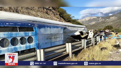 Tai nạn xe buýt thảm khốc tại Mexico