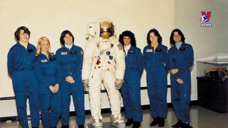 Thông điệp lịch sử: Nữ phi hành gia người Mỹ đầu tiên đi bộ ngoài không gian