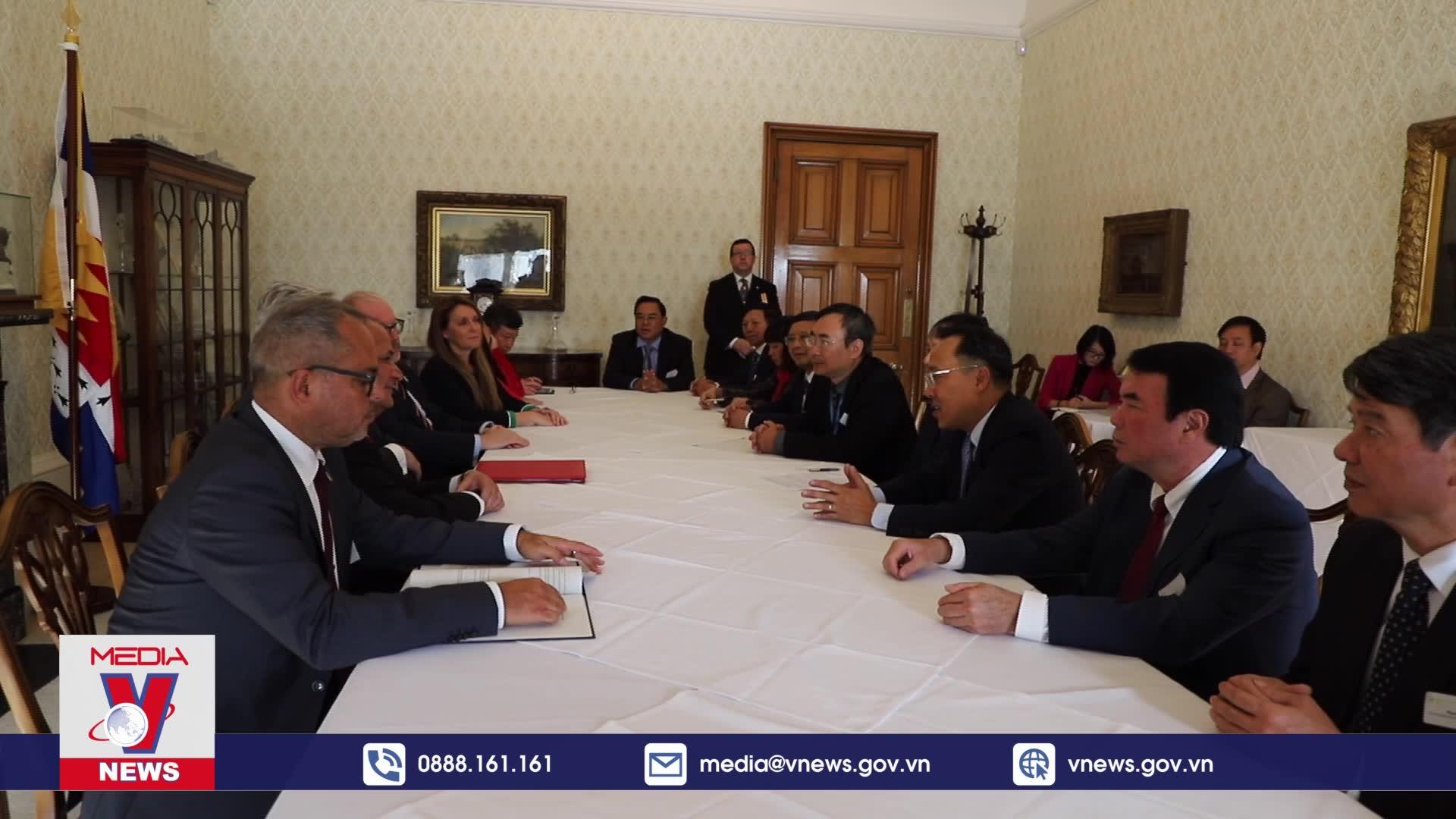 Kết nối Việt Nam và vùng Tây-Trung nước Anh