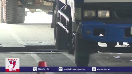 Tránh ùn tắc trở lại tại các trung tâm đăng kiểm