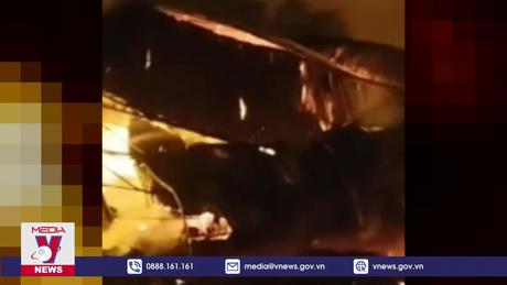 Cháy xưởng sản xuất viên nén gỗ ở Bắc Giang