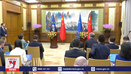 Quốc tế hối thúc chấm dứt xung đột Hamas-Israel