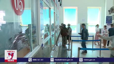 Từ 15/10, Hà Nội ngừng phát hành thẻ BHYT giấy