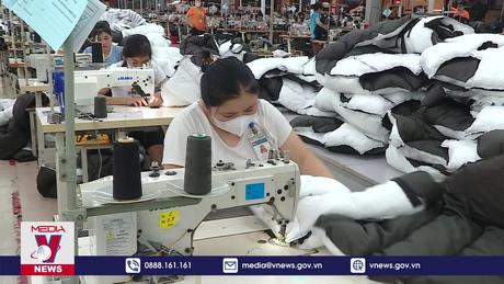 Dệt may, da giày cần gói hỗ trợ để giữ lao động