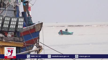 Quảng Ngãi cấm tàu thuyền hoạt động trên biển khi có gió cấp 6