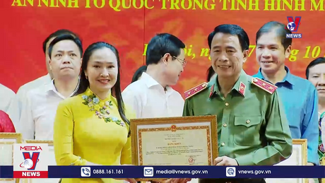 Đoàn công tác của Chính phủ làm việc với tỉnh Hưng Yên