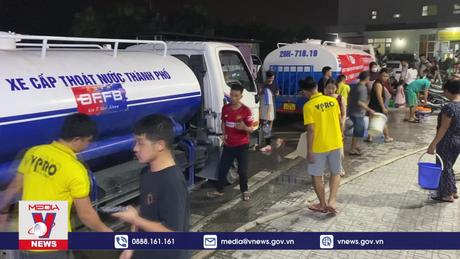 Cảnh thiếu nước như thời bao cấp ở khu đô thị 30.000 dân tại thủ đô