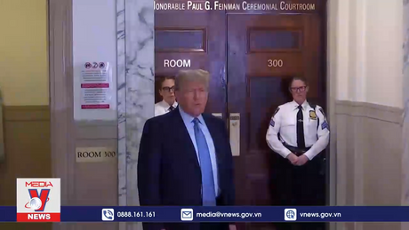 Cựu Tổng thống Mỹ D.Trump tiếp tục trình diện tại tòa