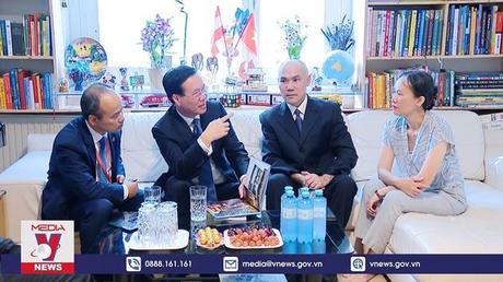 Chủ tịch nước thăm Tiến sỹ vật lý người Việt tại Áo