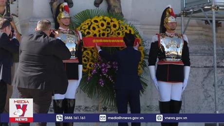 Chủ tịch nước đặt vòng hoa tại Đài Tổ quốc, Thủ đô Rome, Italy