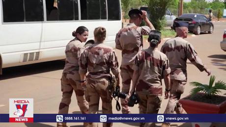 Toán binh sĩ Pháp đầu tiên rời khỏi Niger