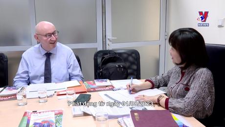 Không gian Pháp ngữ: Gìn giữ trang phục truyền thống của đồng bào dân tộc