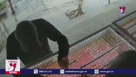 Khởi tố vụ án cướp giật tài sản ở tiệm vàng tại Quảng Trị