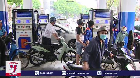 Giá xăng ngày 23/10 có thể tăng thêm 600 đồng/lít