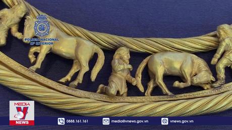 Tây Ban Nha thu hồi trang sức cổ bị đánh cắp