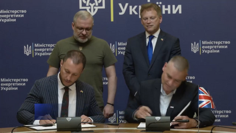 Anh hỗ trợ tài chính để Ukraine vận hành nhà máy điện hạt nhân