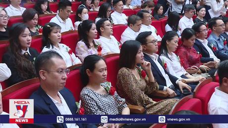 Tuyên dương hơn 200 doanh nghiệp và người nộp thuế tiêu biểu của Hà Nội