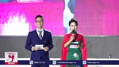 Khai mạc Lễ hội cá tôm sông Đà và Hội chợ OCOP tại Hòa Bình