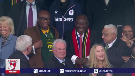 Nam Phi ăn mừng chiến thắng giải vô địch bóng bầu dục thế giới lần thứ tư