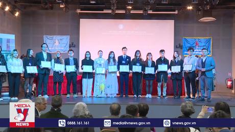 Đại hội lần thứ 10 BCH Hội Thanh niên và sinh viên Việt Nam tại Pháp