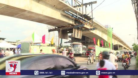 Hợp long cầu Nam Lý ở cửa ngõ TP.HCM