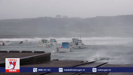 Bão Ciaran gây thiệt hại nặng tại châu Âu