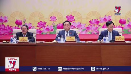 Chủ tịch Quốc hội gặp mặt doanh nghiệp gia đình tiêu biểu