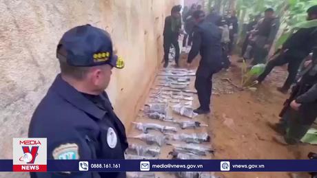 Venezuela tiếp tục giành lại quyền kiểm soát nhà tù bị chiếm giữ