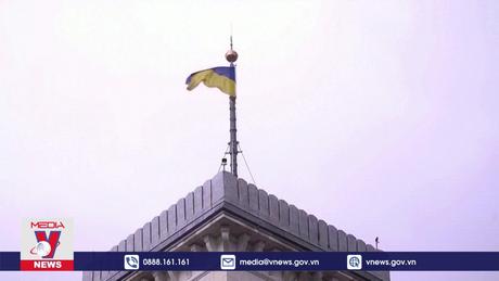 Chủ tịch EC thăm Ukraine thảo luận về mở rộng EU