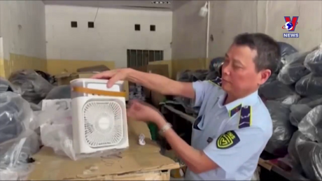 Thu giữ lượng lớn quạt điện không rõ nguồn gốc xuất xứ